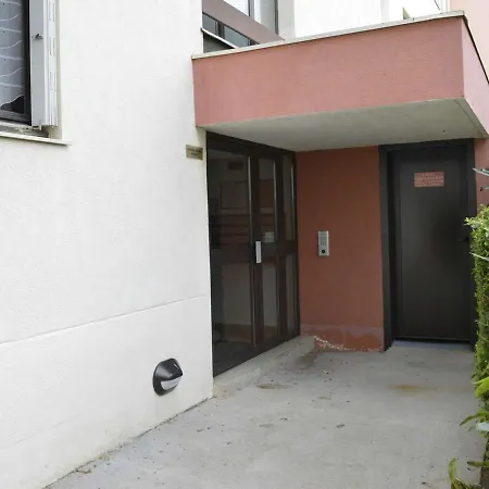 Cap D'agde, 3 Pieces, 6 Personnes - Fr-1-249-76 Apartment *